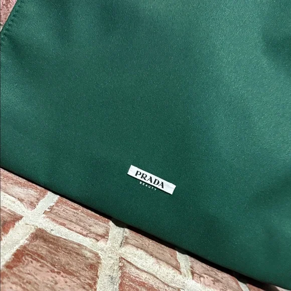 Beauty Prada Forest Green Tote Bag - Picture 3 of 10